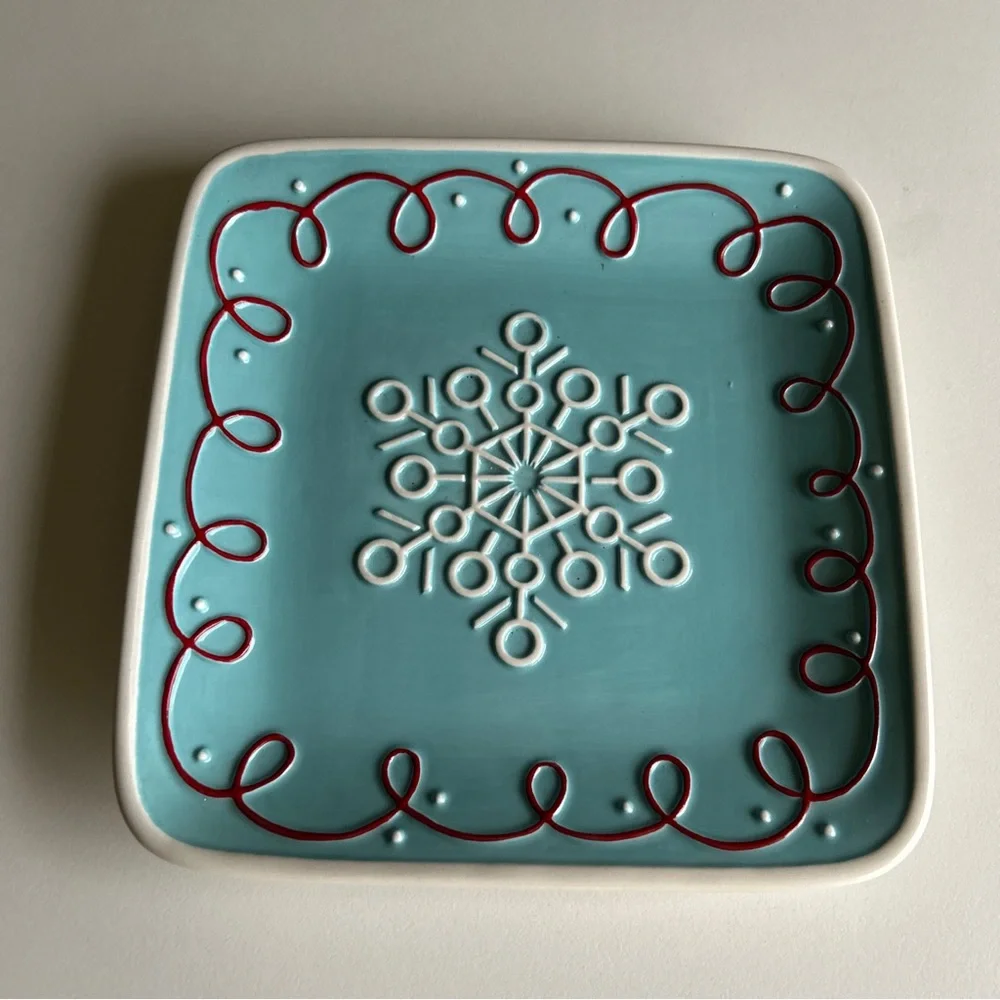 Hallmark Holiday Christmas Snowflake Candy Cookie Dish